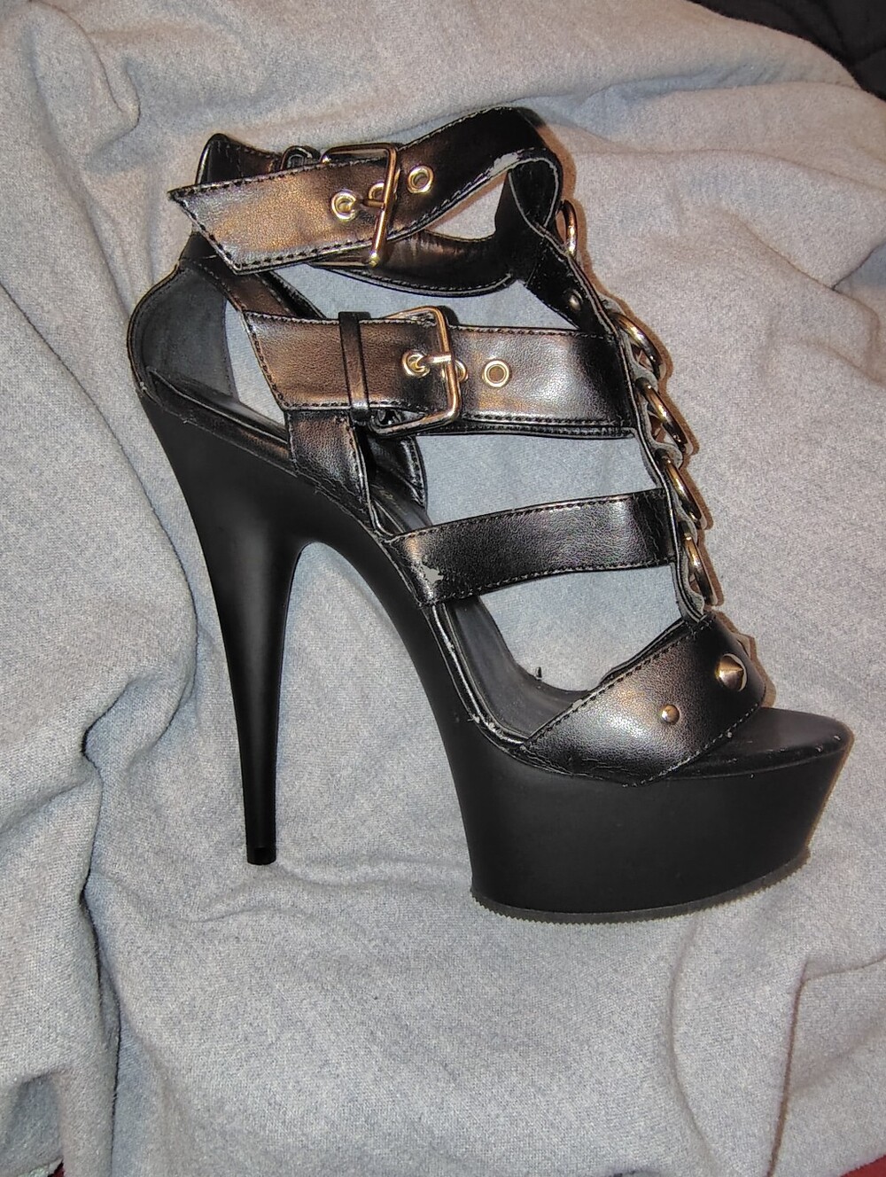 Pleaser Size 9 Black Heels